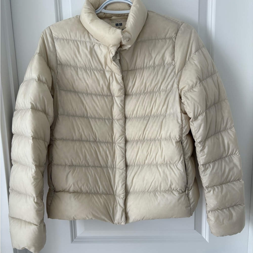 Uniqlo Ultra Light Down Jacket – Size S – Ivory